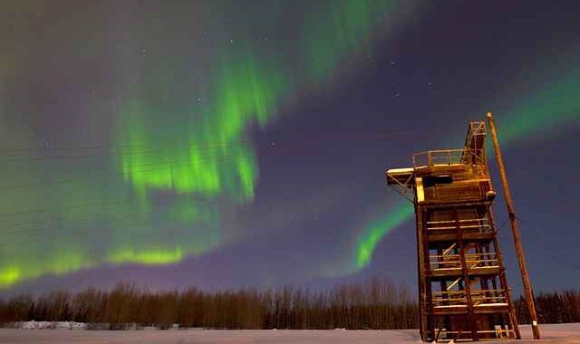 Jak interpretować znaki w kształcie koła sterowego na śniegu